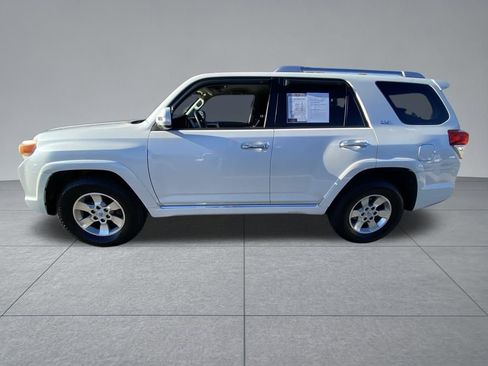 Used 2012 Toyota 4Runner SR5 image 4