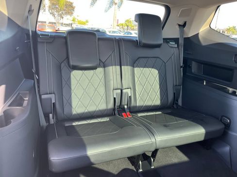 Used 2024 Volkswagen Atlas SEL Premium R-Line AWD/4WD image 48