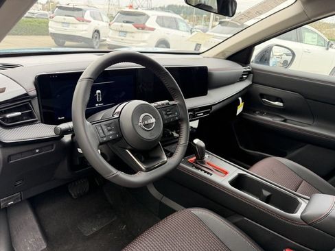 New 2026 Nissan Kicks SR w/ Cold Weather Package AWD/4WD image 14