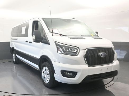 Used 2023 Ford Transit 350 XLT image 9