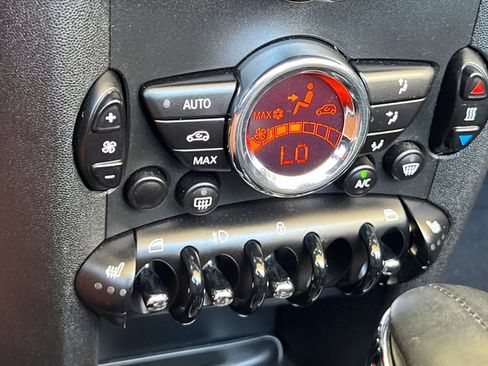 Used 2015 MINI Cooper Roadster S FWD image 20