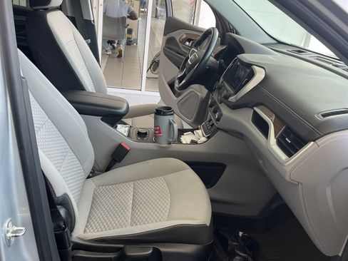 Used 2021 GMC Terrain SLE w/ Driver Convenience Package FWD image 25