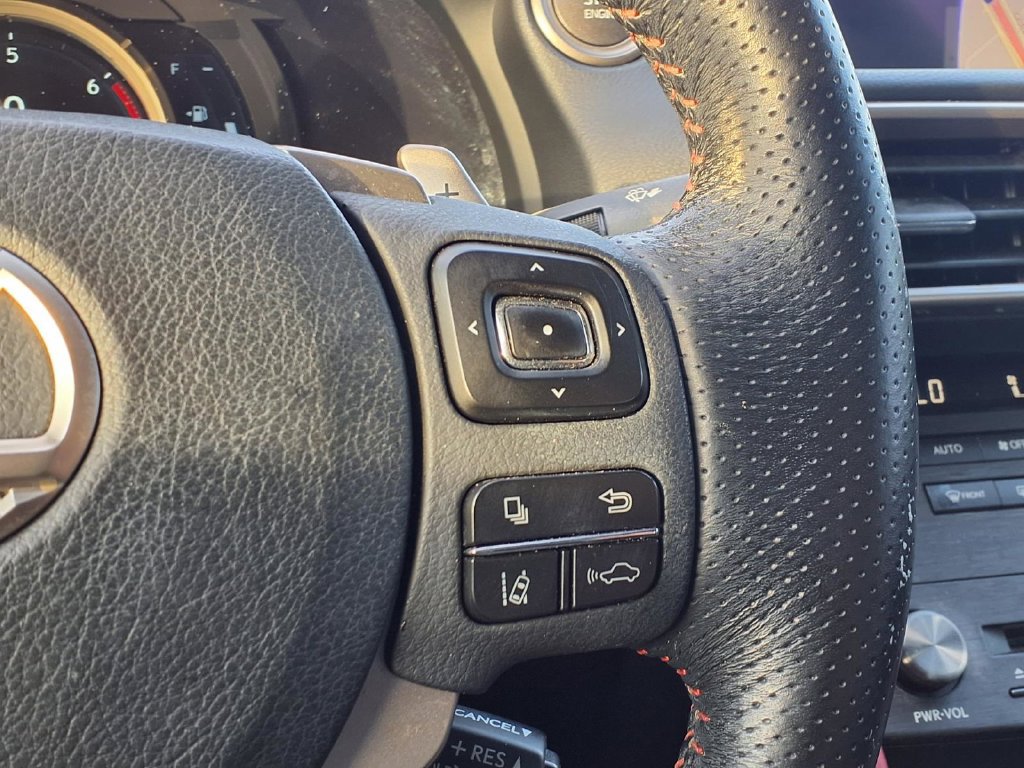 Used 2019 Lexus IS 300 w/ Navigation Package RWD image 15