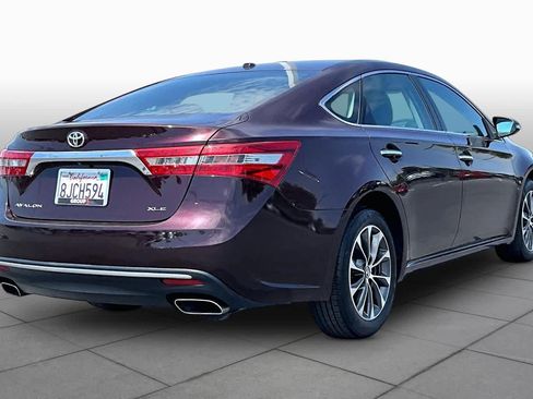 Used 2018 Toyota Avalon XLE FWD image 12