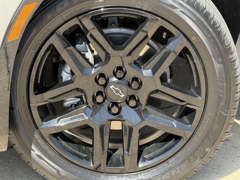 Used 2024 Chevrolet Blazer RS w/ Driver Confidence II Package FWD image 9