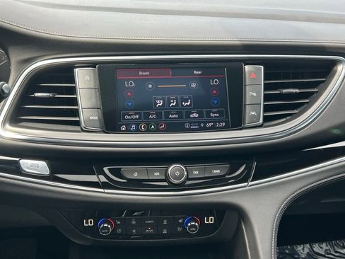 Used 2023 Buick Enclave Avenir w/ Avenir Technology Package image 19