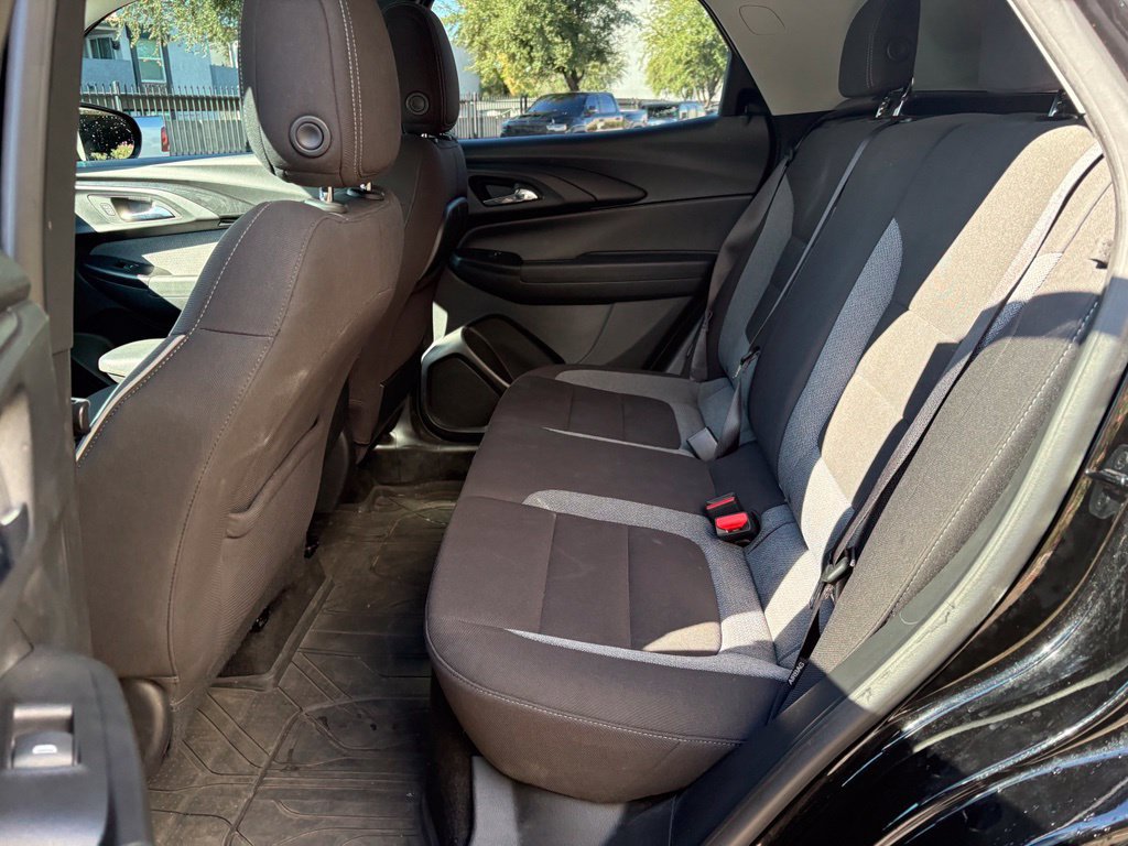 Used 2023 Chevrolet TrailBlazer LT w/ Convenience Package FWD image 10
