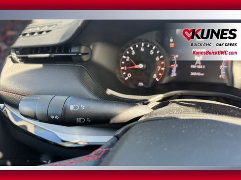 Used 2025 Jeep Compass Trailhawk AWD/4WD image 12