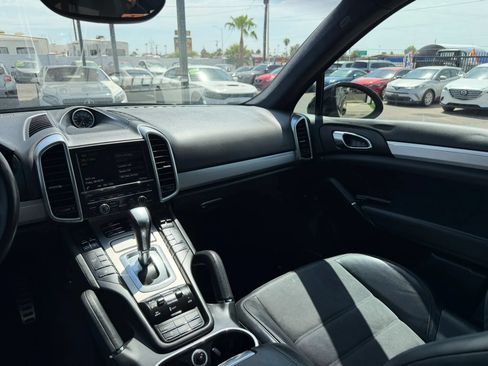 Used 2014 Porsche Cayenne GTS AWD/4WD image 24