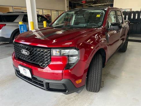 New 2025 Ford Maverick XLT w/ XLT Luxury Package image 3