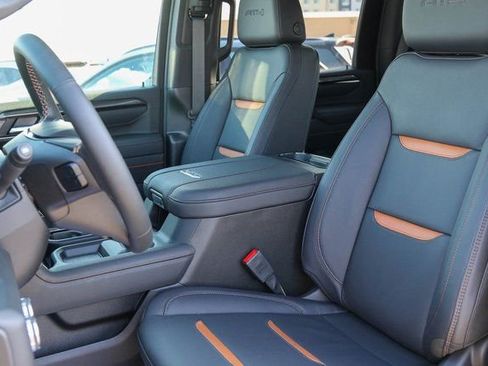 New 2026 GMC Sierra 2500 AT4 w/ AT4 Premium Plus Package AWD/4WD image 15