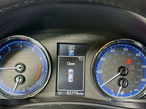 Used 2017 Toyota Corolla SE image 10