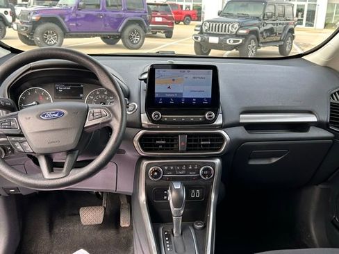 Used 2022 Ford EcoSport SE w/ SE Convenience Package image 30