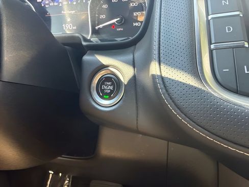 Used 2021 GMC Yukon SLT w/ SLT Premium Package AWD/4WD image 28