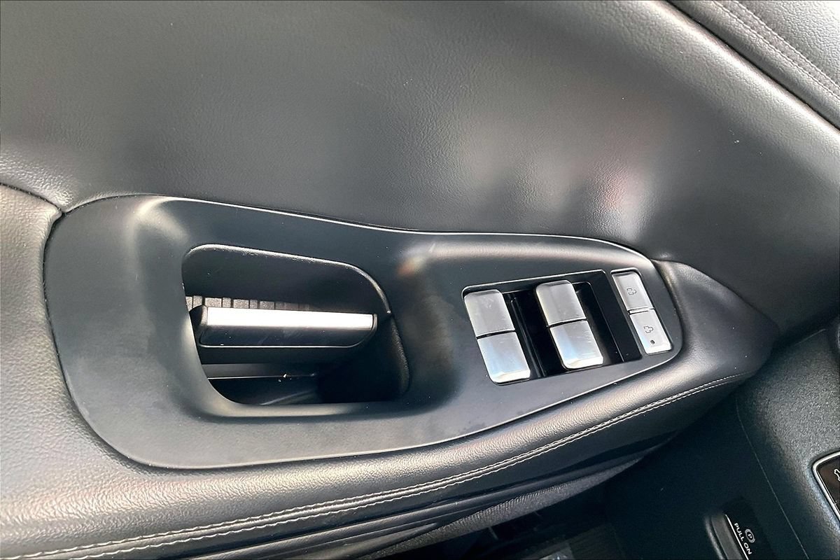 Used 2025 Lincoln Navigator Reserve AWD/4WD image 14