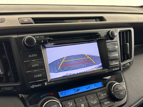 Used 2016 Toyota RAV4 XLE AWD/4WD image 39
