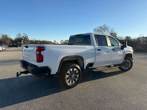 Used 2024 Chevrolet Silverado 2500 Custom w/ Z71 Off-Road Package image 7