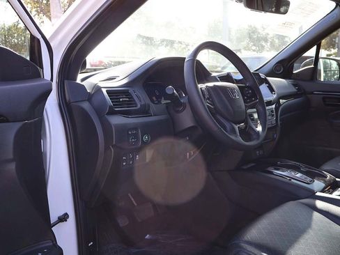 Used 2023 Honda Passport Elite image 30