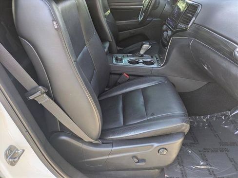 Used 2019 Jeep Grand Cherokee Limited AWD/4WD image 22