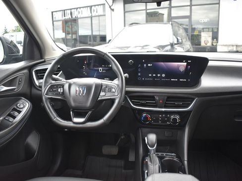 Used 2025 Buick Encore GX Sport Touring w/ Comfort Package image 2