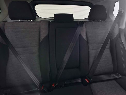 Used 2023 Nissan Rogue SV FWD image 8