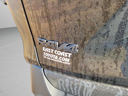 Used 2023 Toyota RAV4 LE image 24