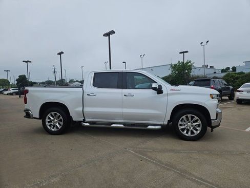 Used 2021 Chevrolet Silverado 1500 LTZ AWD/4WD image 4
