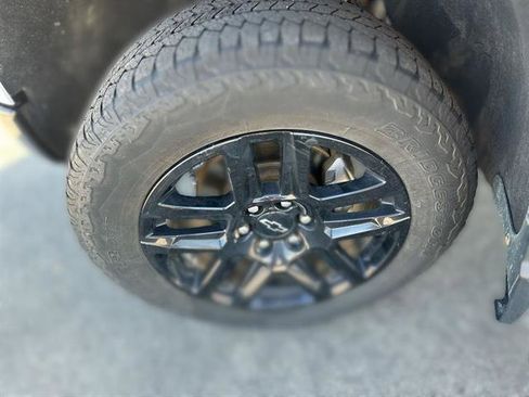 Used 2023 Chevrolet Silverado 1500 Custom Trail Boss w/ LPO, Dark Essentials Package image 39