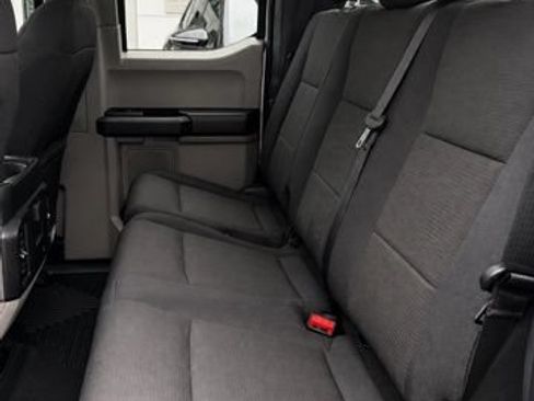 Used 2019 Ford F150 XL w/ Equipment Group 101A Mid AWD/4WD image 9