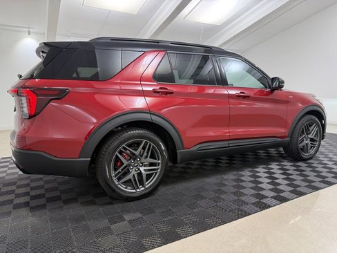 New 2025 Ford Explorer ST-Line w/ Premium Package image 6