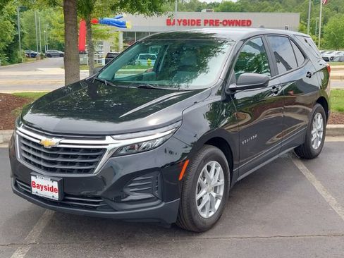 Used 2024 Chevrolet Equinox LS w/ LS Convenience Package FWD image 5
