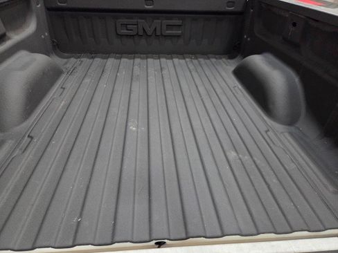Used 2016 GMC Sierra 1500 SLT w/ SLT Premium Package AWD/4WD image 29