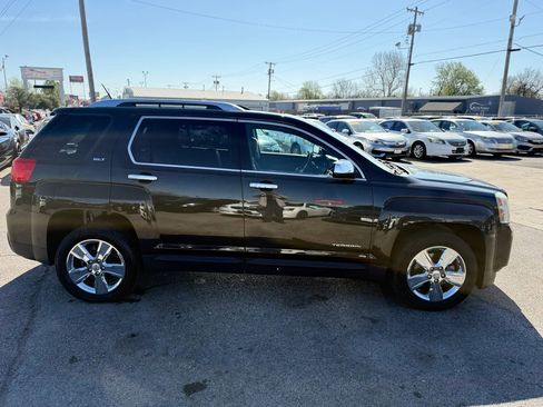 Used 2015 GMC Terrain SLT image 2