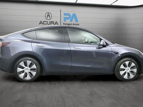 Used 2023 Tesla Model Y Long Range image 23