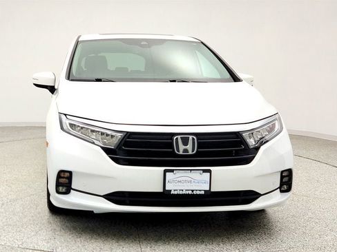 Used 2021 Honda Odyssey Touring image 2