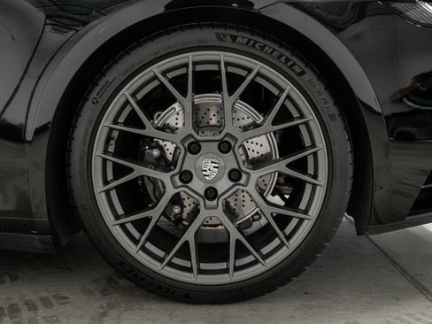 Used 2024 Porsche 911 Carrera T RWD image 10