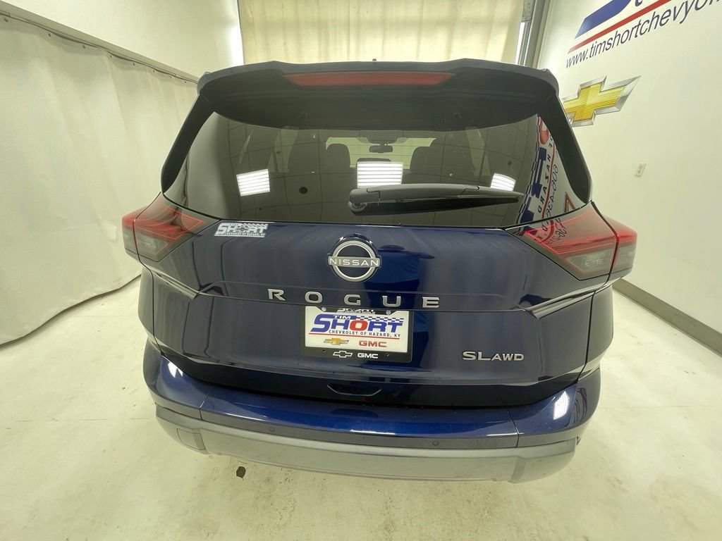 Used 2026 Nissan Rogue SL AWD/4WD image 6