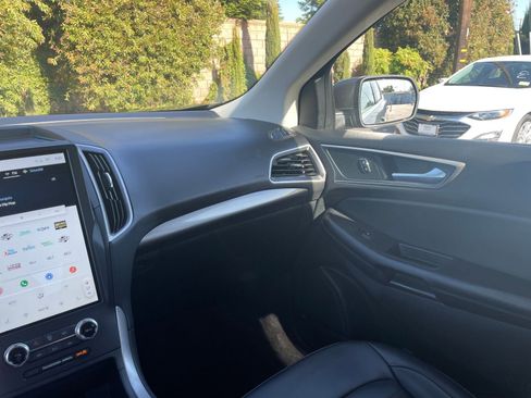 Used 2024 Ford Edge SEL image 34