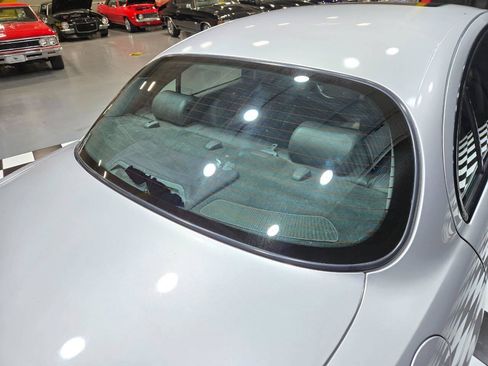 Used 2005 Jaguar S-TYPE R RWD image 28
