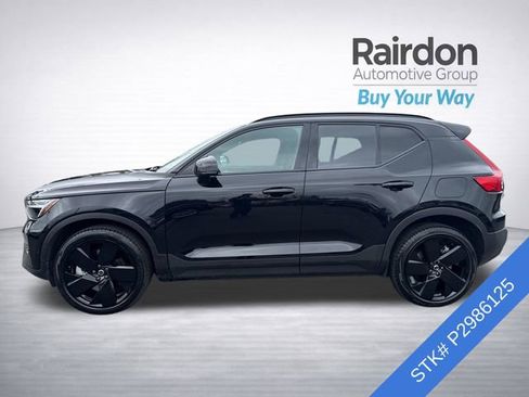 Used 2023 Volvo XC40 Recharge Ultimate AWD/4WD image 4
