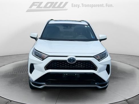 Used 2021 Toyota RAV4 SE w/ Weather & Moonroof Package AWD/4WD image 3