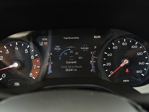 Used 2025 Jeep Compass Trailhawk AWD/4WD image 12