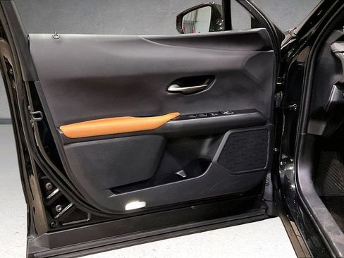 Used 2022 Lexus UX 250h w/ Premium Package AWD/4WD image 20
