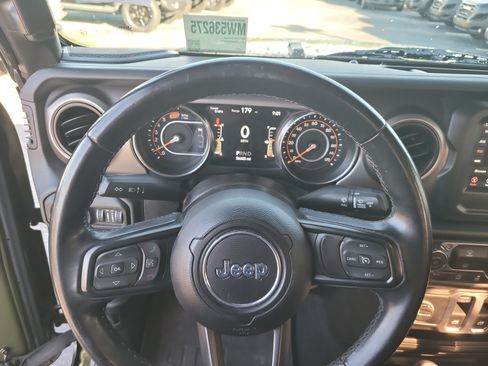 Used 2021 Jeep Wrangler Sport AWD/4WD image 23