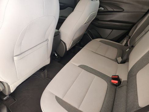 Used 2025 Chevrolet TrailBlazer LT AWD/4WD image 32