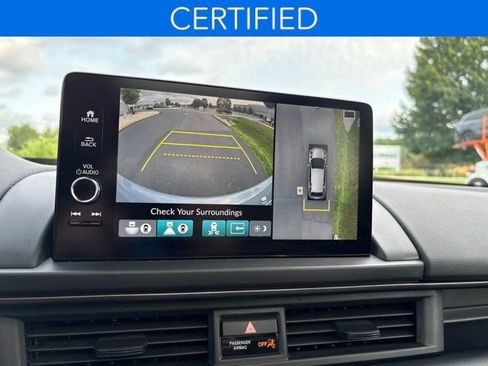 Certified 2025 Honda Pilot TrailSport image 20