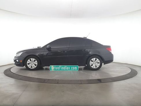Used 2015 Chevrolet Cruze LS FWD image 9
