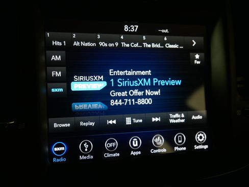 Used 2018 Chrysler 300 S AWD/4WD image 22