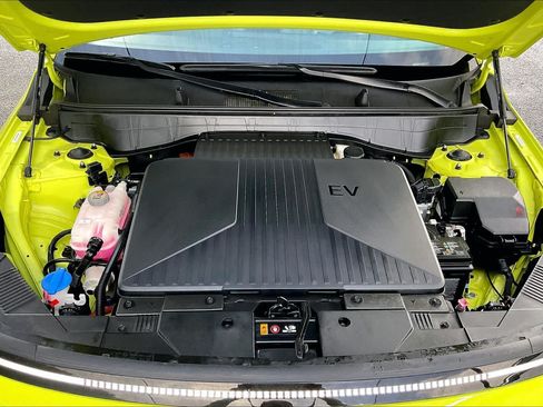 Used 2025 Hyundai Kona Limited FWD image 31