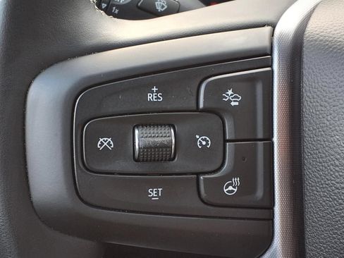 Used 2025 GMC Sierra 1500 SLT AWD/4WD image 5
